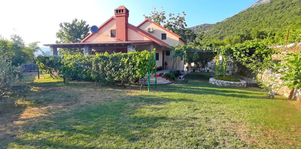 Vila Pegaz Вирпазар Екстериор снимка