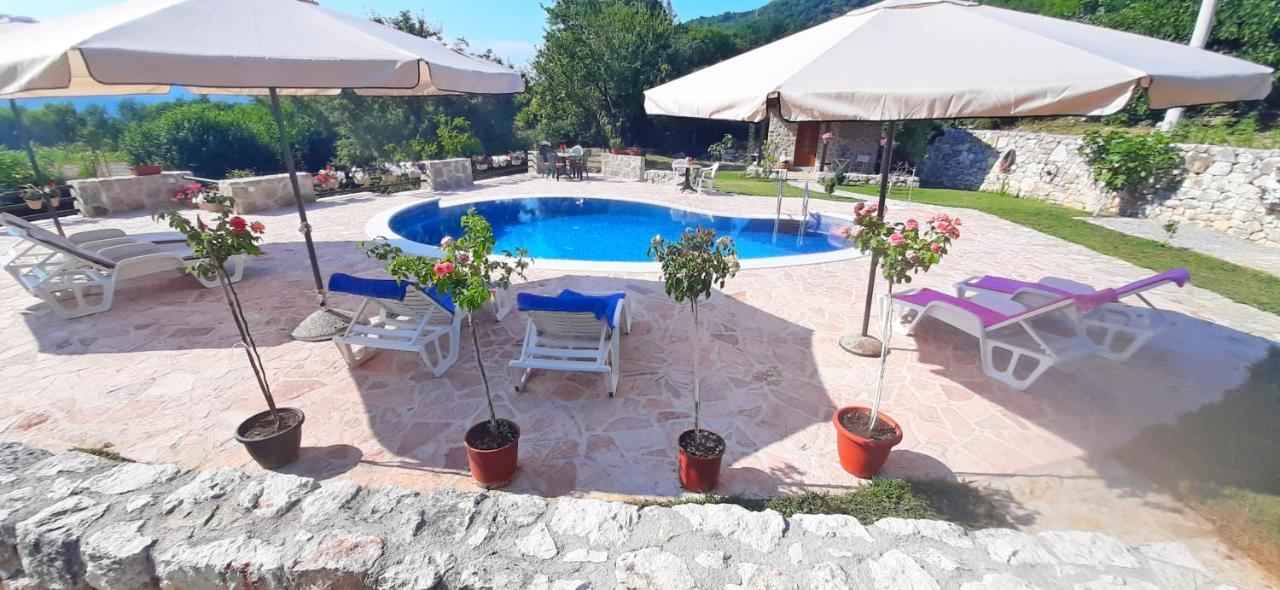 Vila Pegaz Вирпазар Екстериор снимка